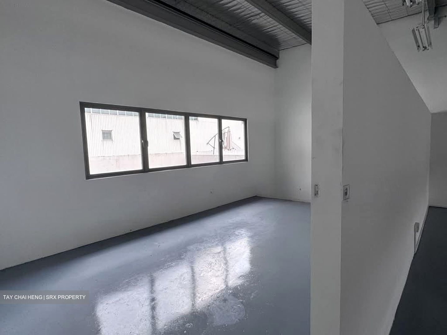 West Spring (D22), Factory #576559051